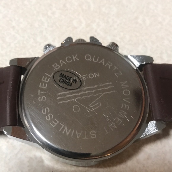 Watch - Picture 5 of 6